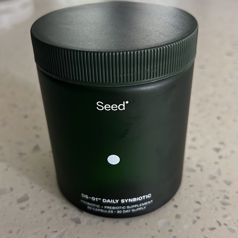 Seed daily symbiotic. 30 day supply with glass container.
